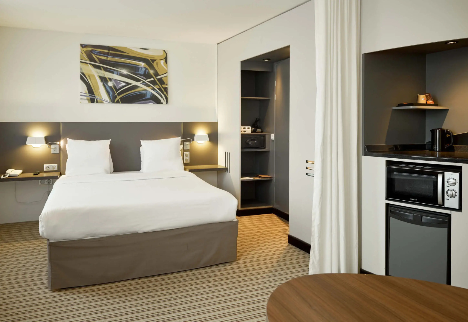 B&B HOTEL Rueil-Malmaison Gare