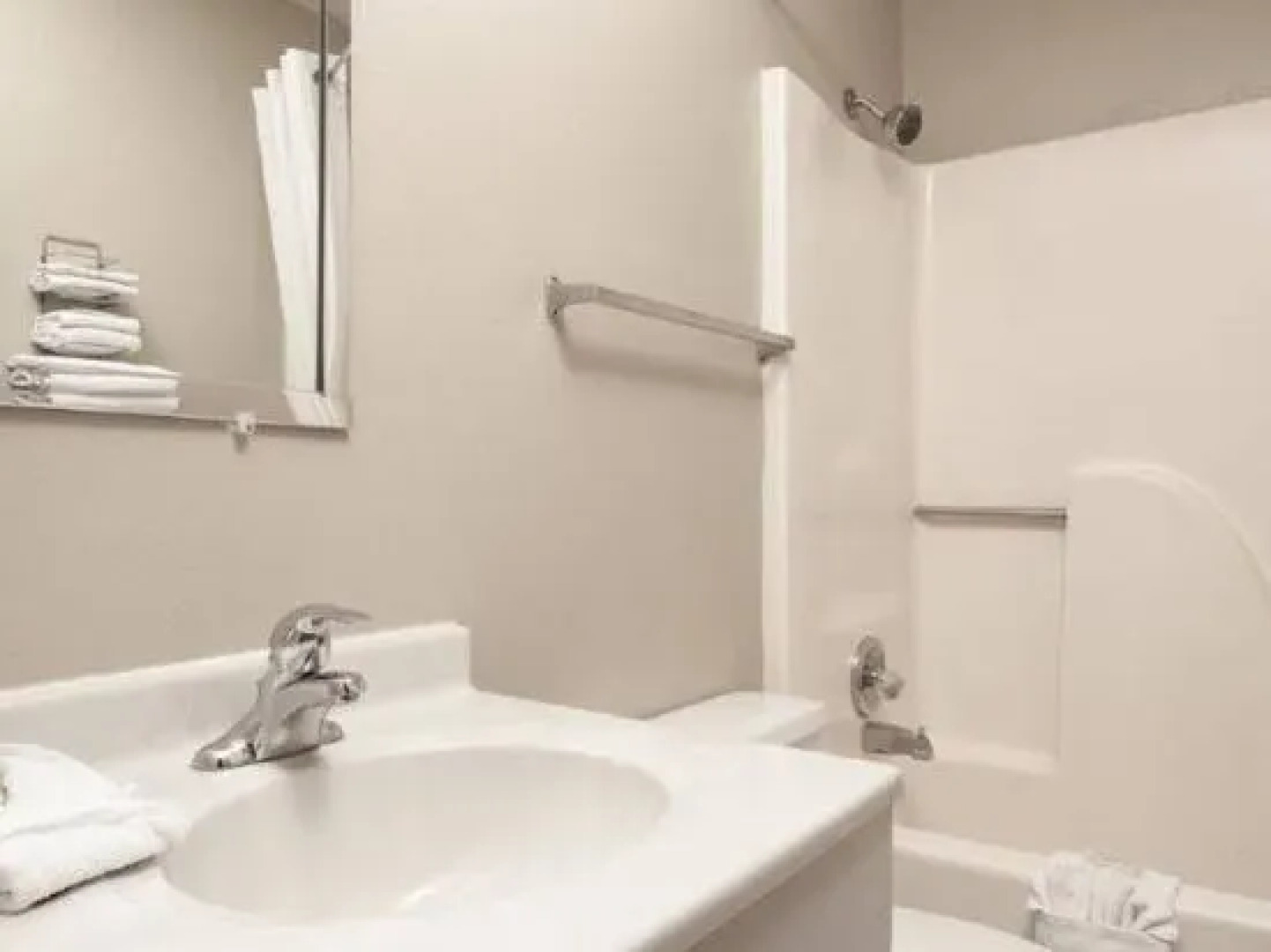 Super 8 by Wyndham Kirksville-University Area