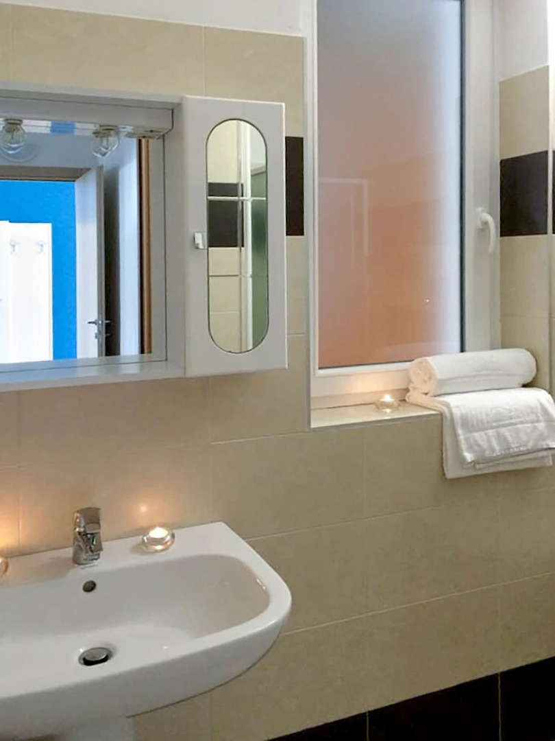 Family Apartment Overlooking Lake Como