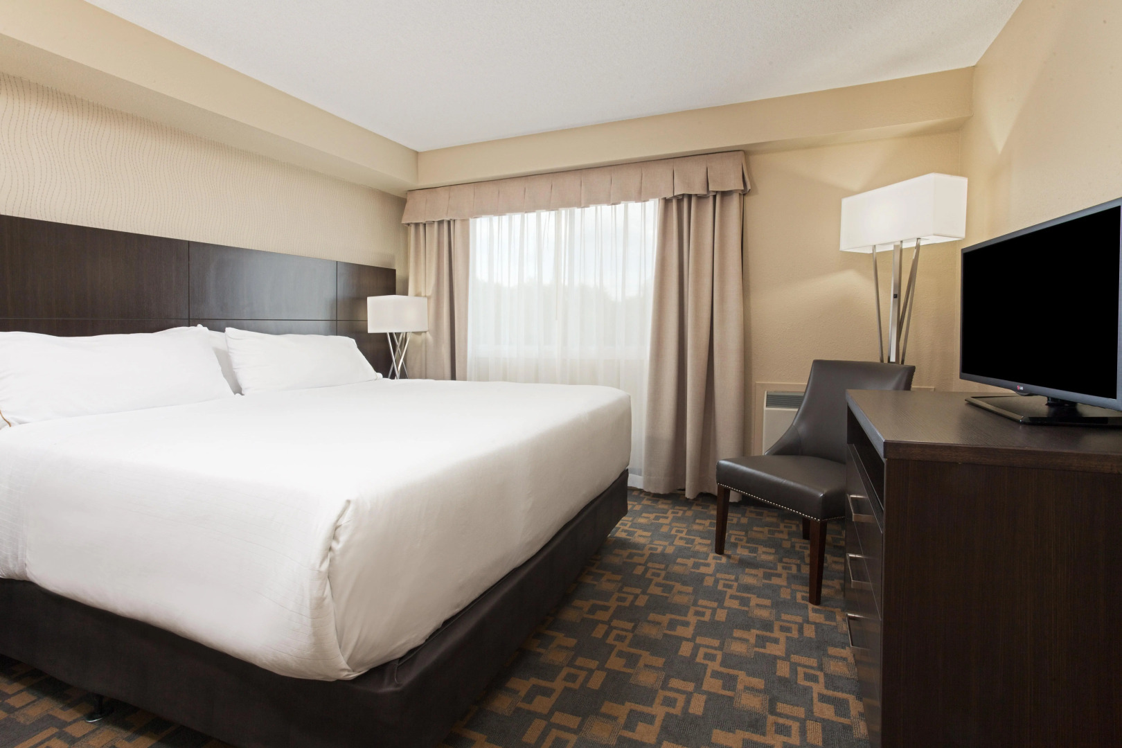 Holiday Inn Express & Suites Fredericton by IHG