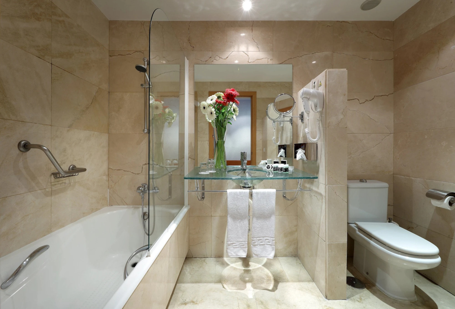 Exe Gran Hotel Almenar