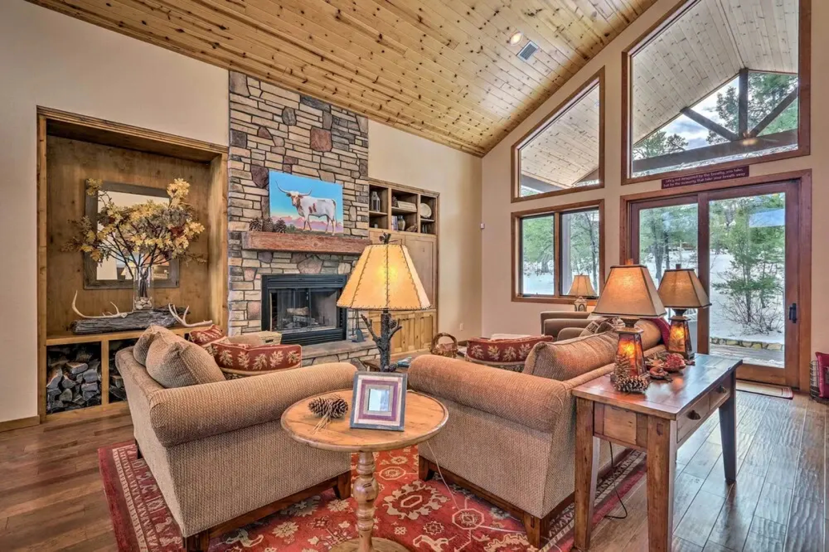 Furnished Deck + Fire Pit: Show Low Hideaway!