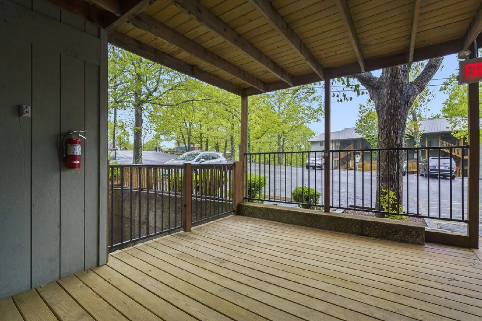 The Circle Retreat Duo