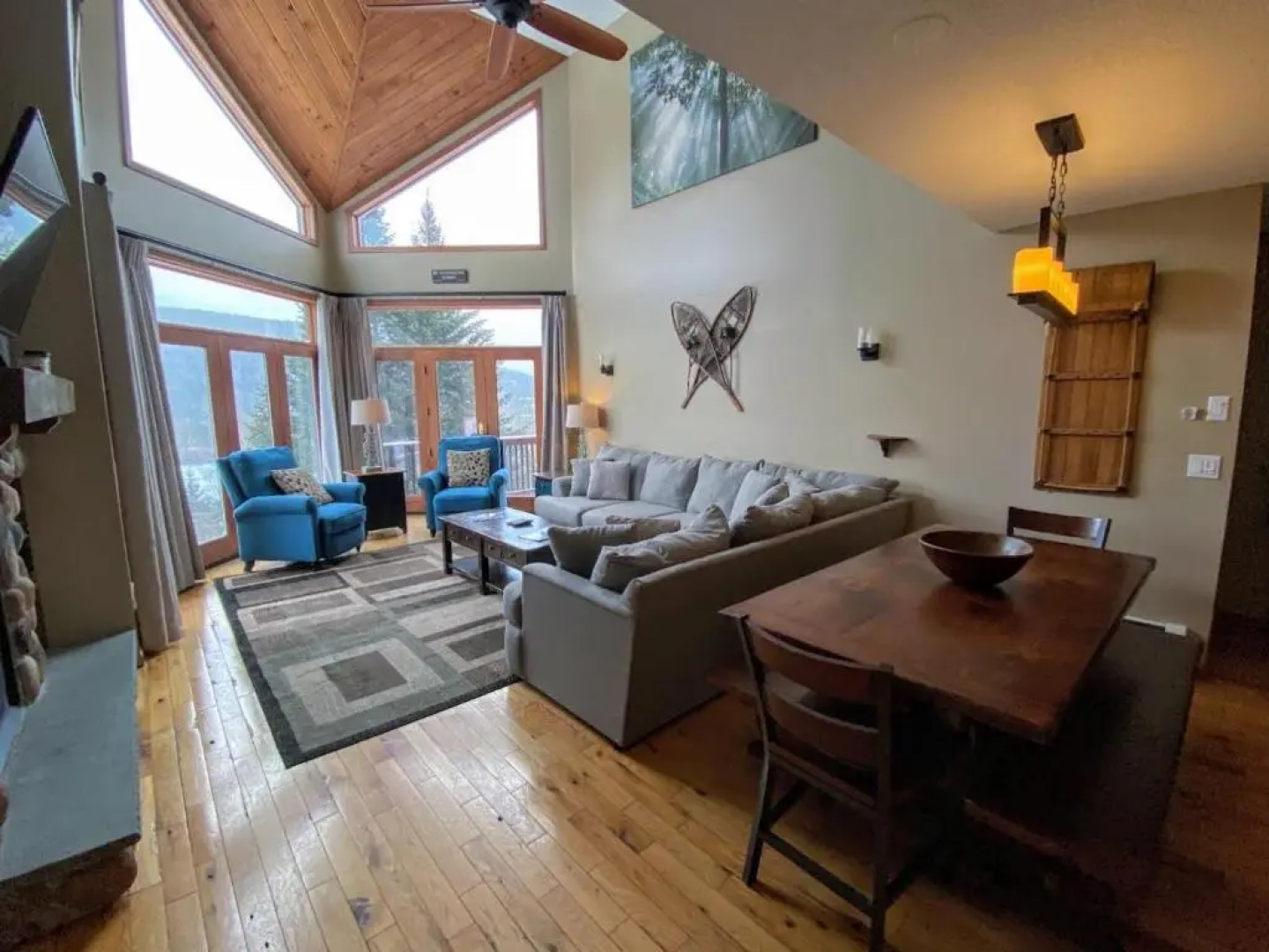 C1 Top Rated Ski In Ski Out Townhome Great views fireplaces fast wifi AC Short walk to slopes