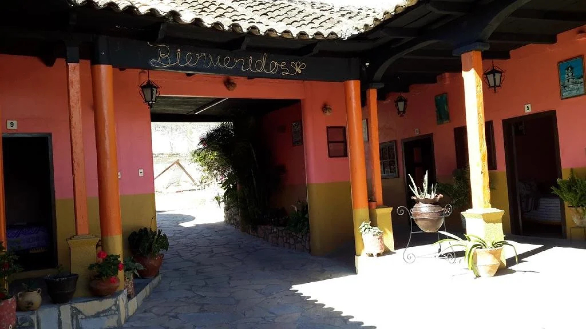 Hotel Lirice Colonial