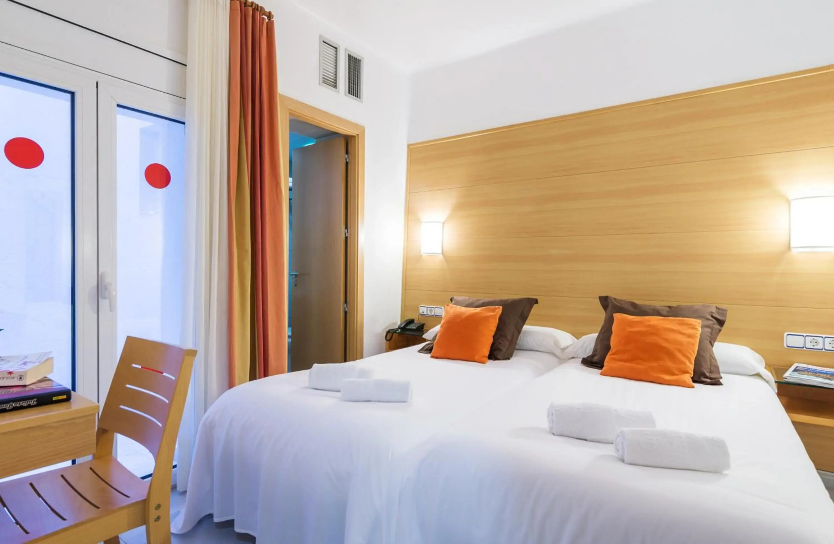 Hotel & Diving les Illes