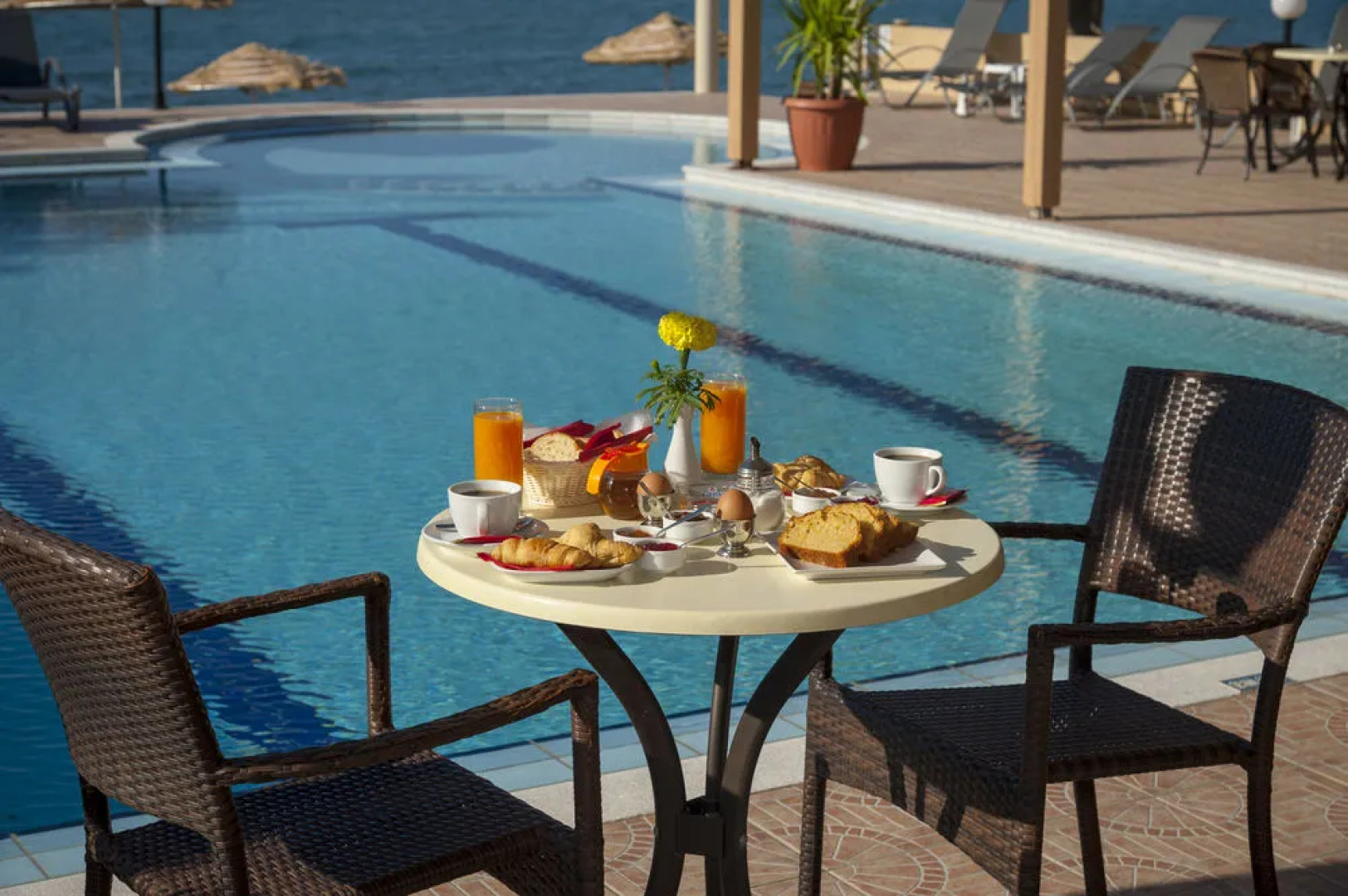 Mesogios Beach Hotel