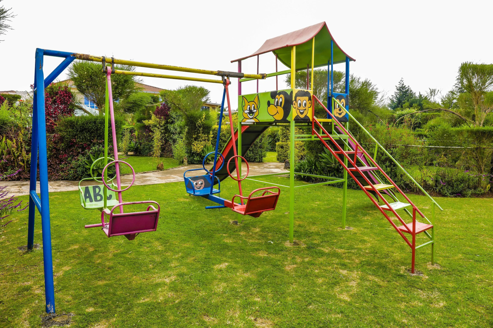 Lake Olbolosat Resort Park Lodge