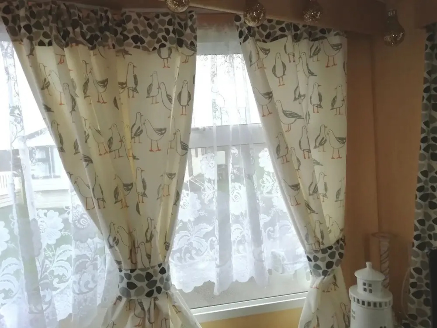 "seagulls" Sleeps 6.beautiful Wales. Dog Friendly