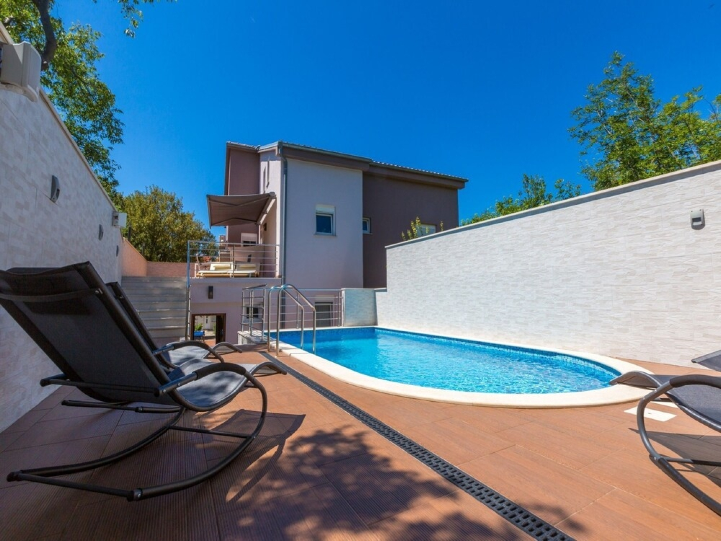 Modern Apartment in Dramalj With Swimming Pool