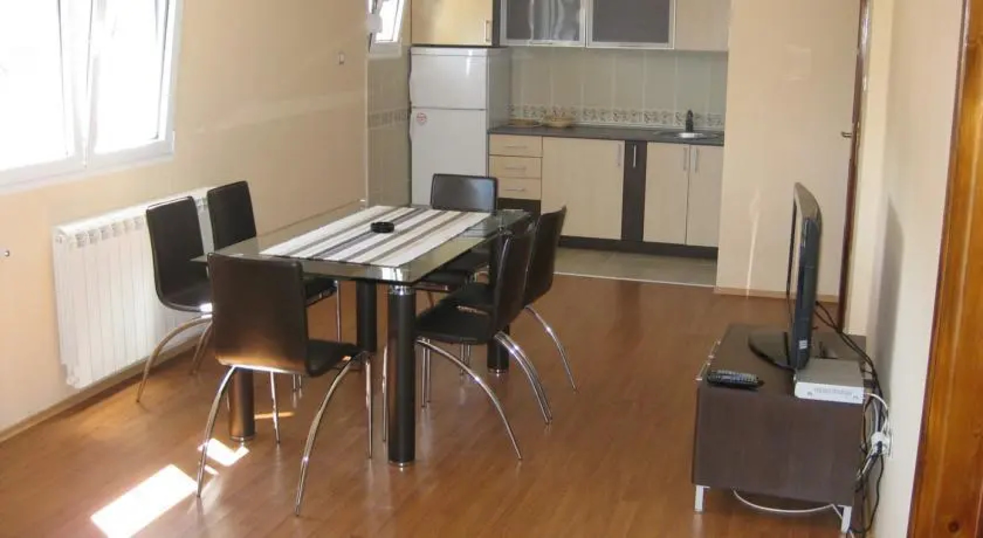 Apartments Šarović