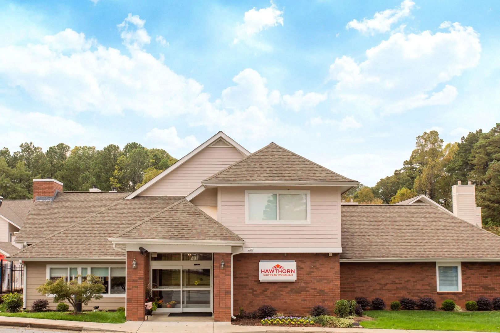 WaterWalk Extended Stay by Wyndham Atlanta Perimeter