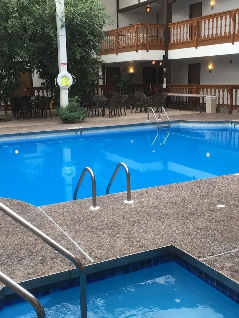 Shawano Four Seasons Hotel