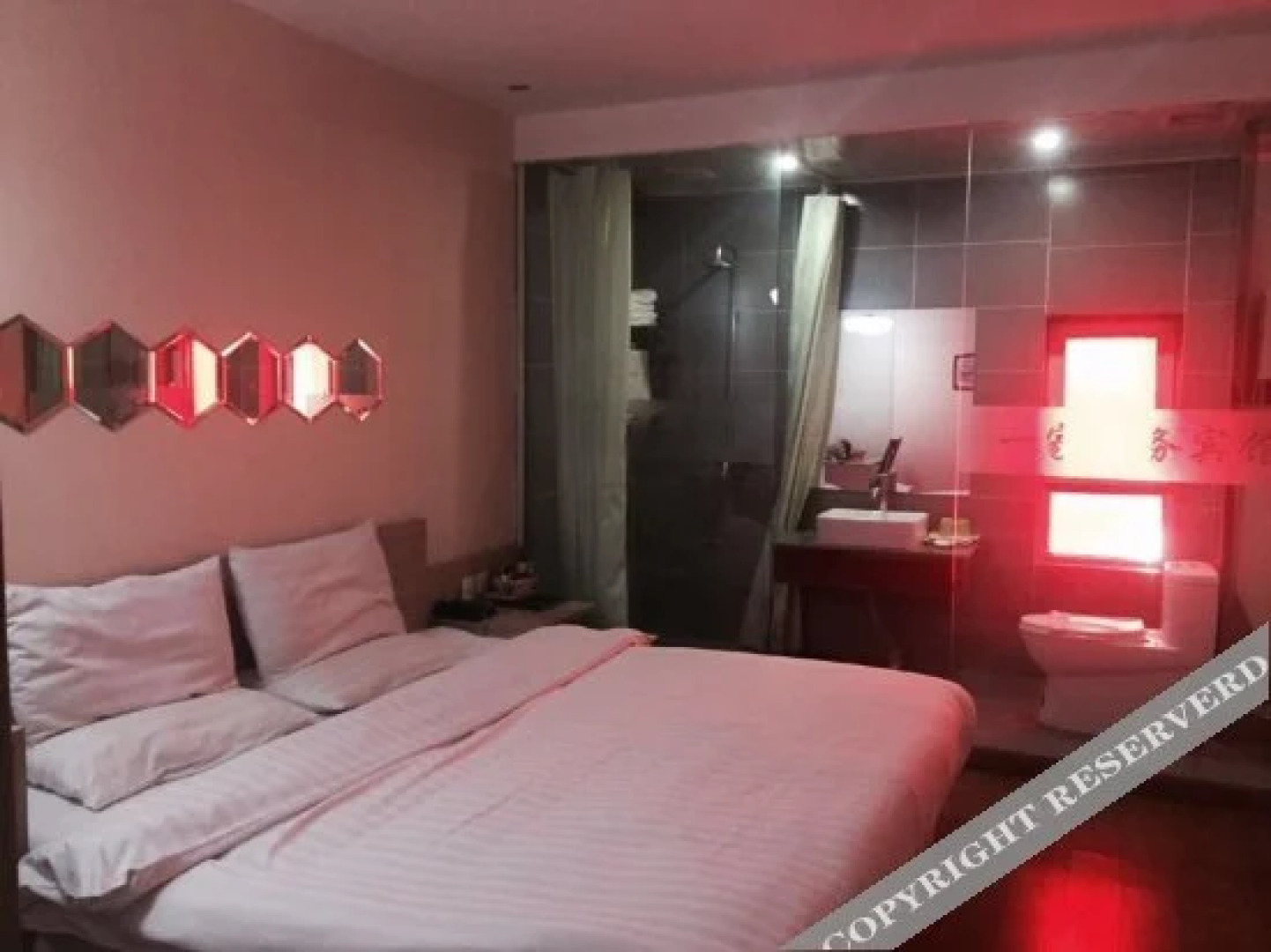 Yijia Business Inn