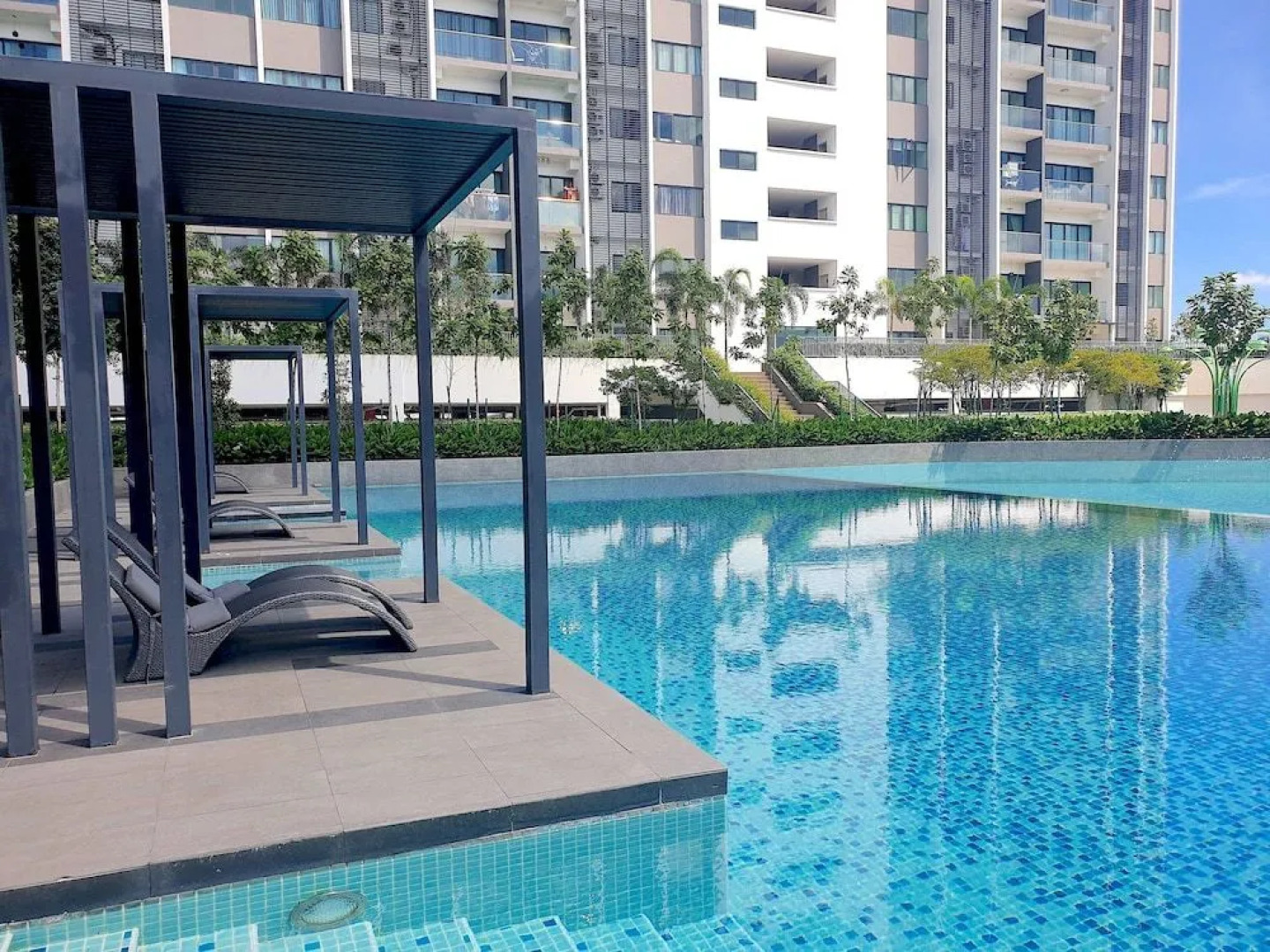 SkyVilla D'island Puchong by BeeStay