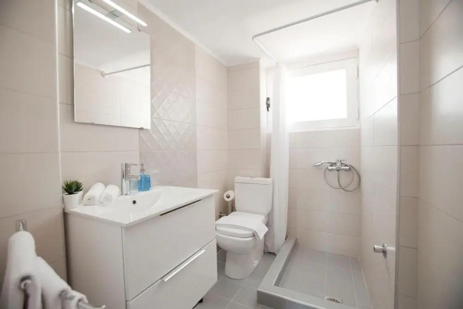 Zennova 34 Kallithea Blue Paradise