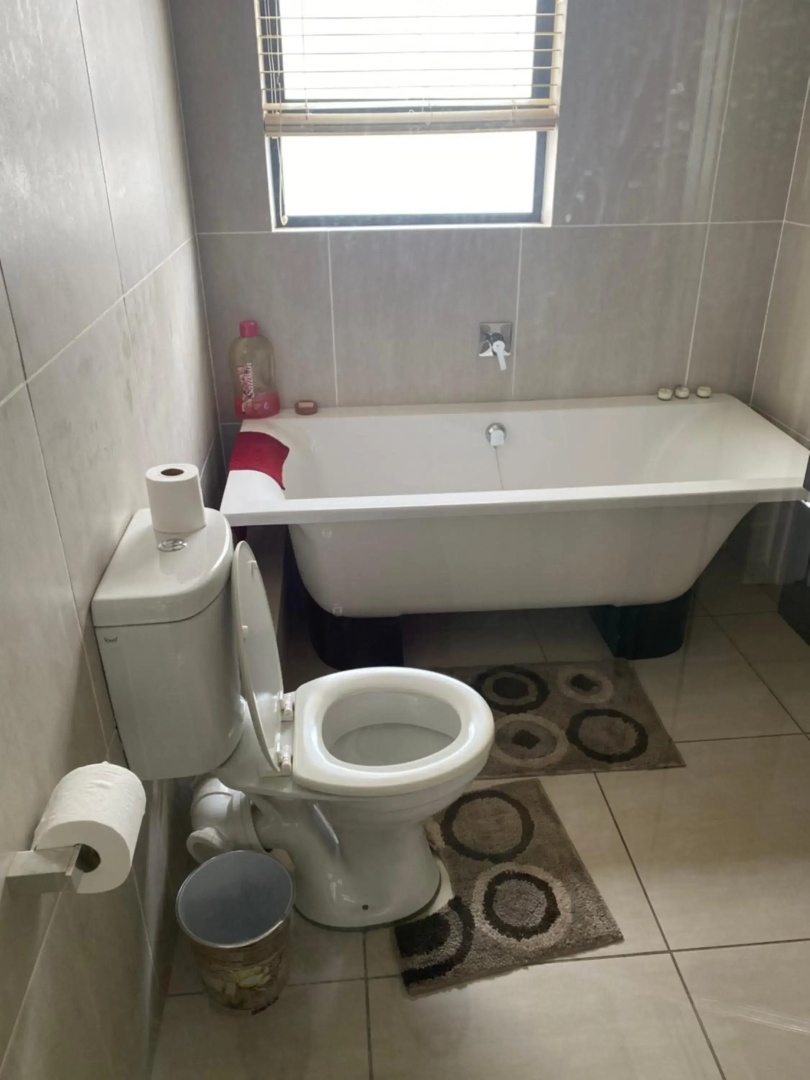 Greenstone Ridge Apartment