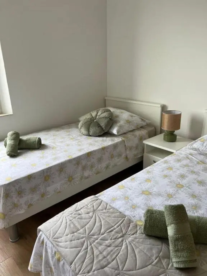 Apartment Ivica - 50 m from sea