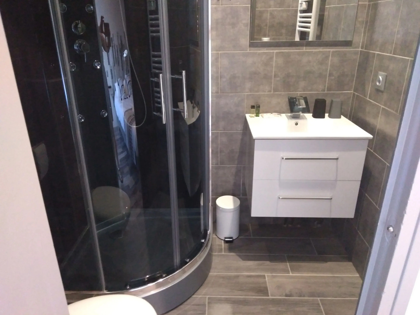 Hôtel Restaurant LES VOYAGEURS