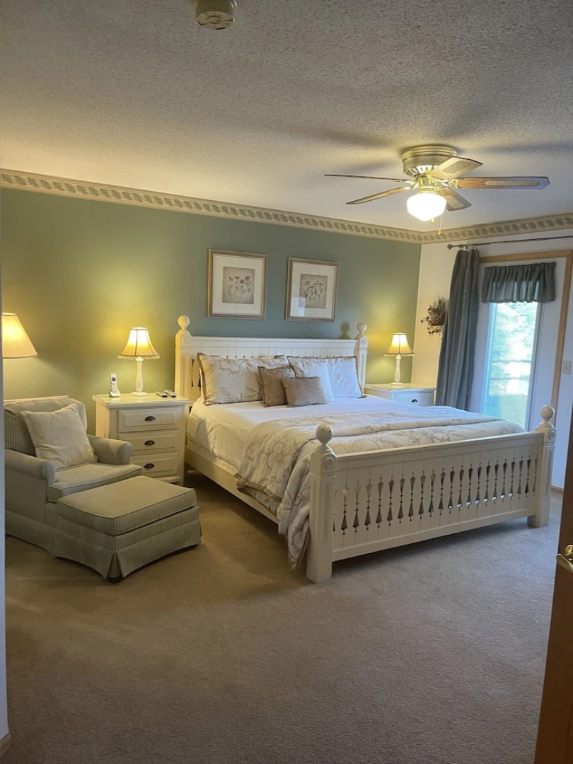 Condos at 530 E. Hiawatha