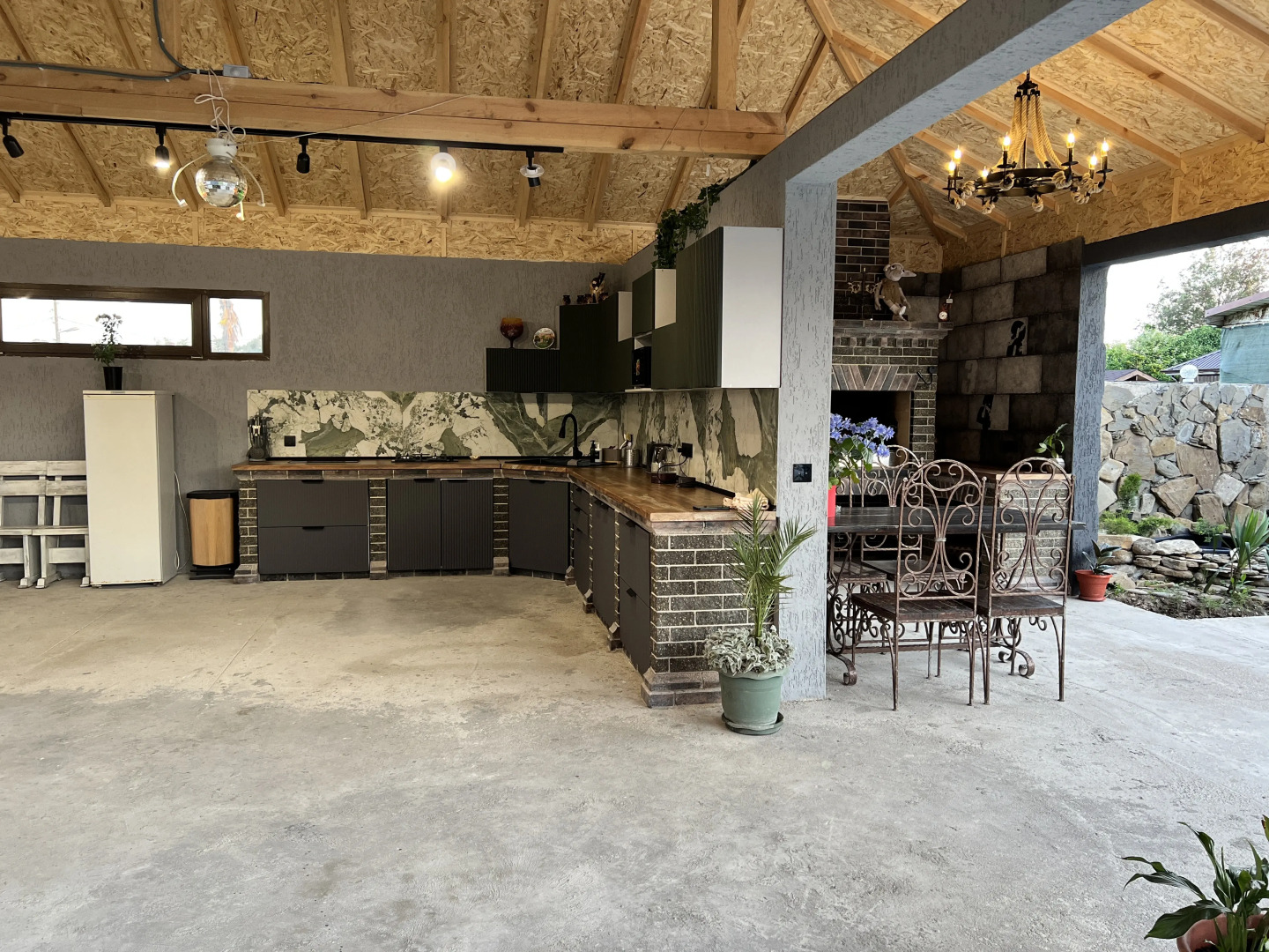 Шале у моря (Цандрипш)