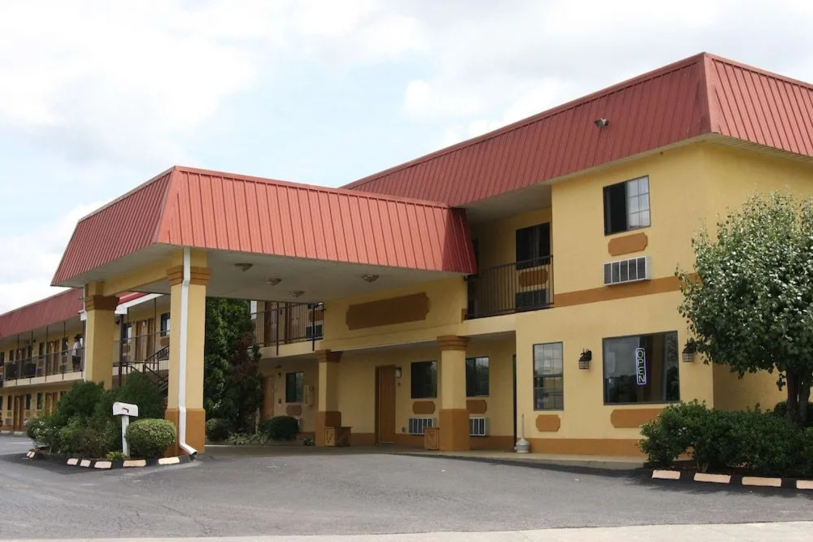 Express Inn & Suites