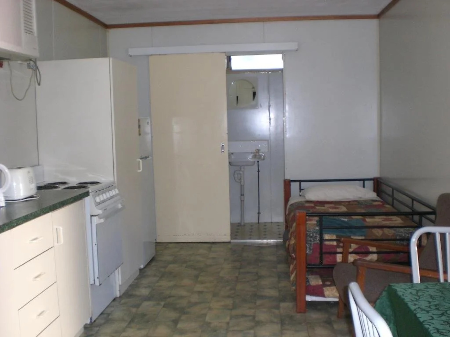 Pinjarra Caravan Park and Cabins