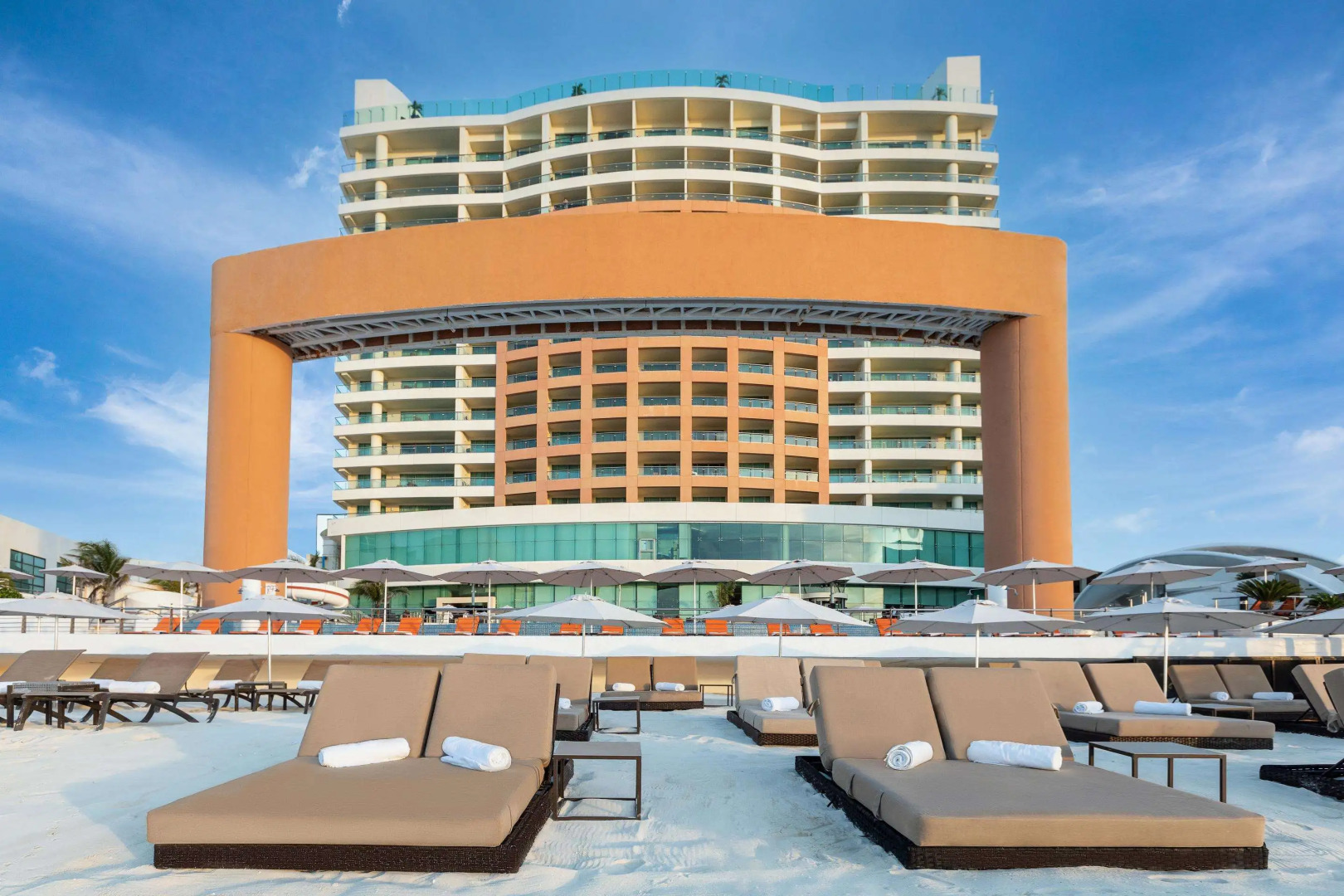 Beach Palace Family Resort & Spa - All-Inclusive