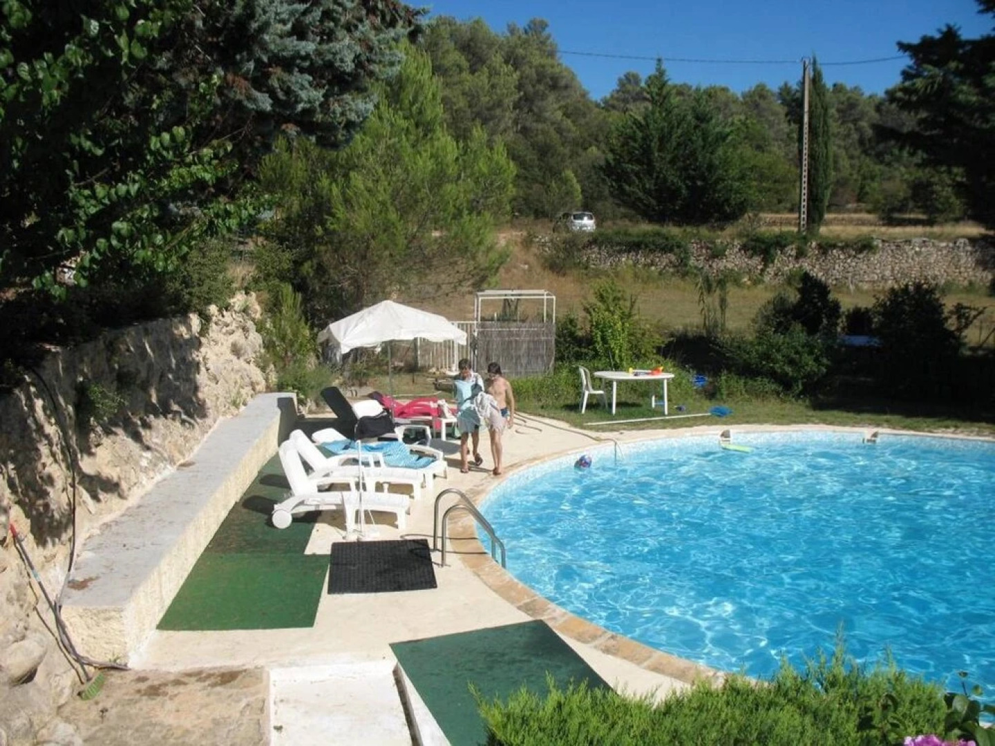 House With 3 Bedrooms in Peyrolles-en-provence, With Wonderful Mountai