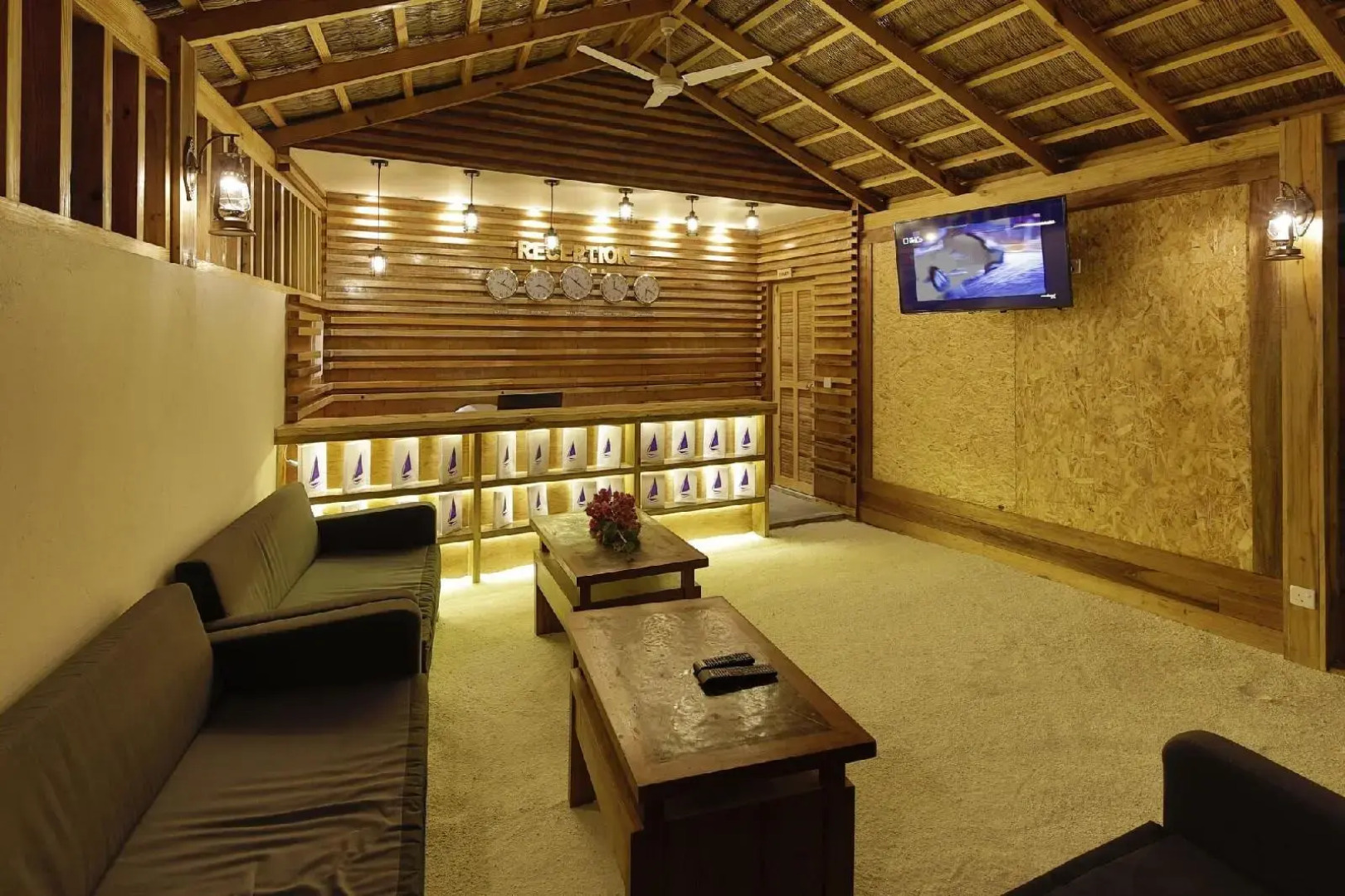 Shallow Lagoon Rasdhoo