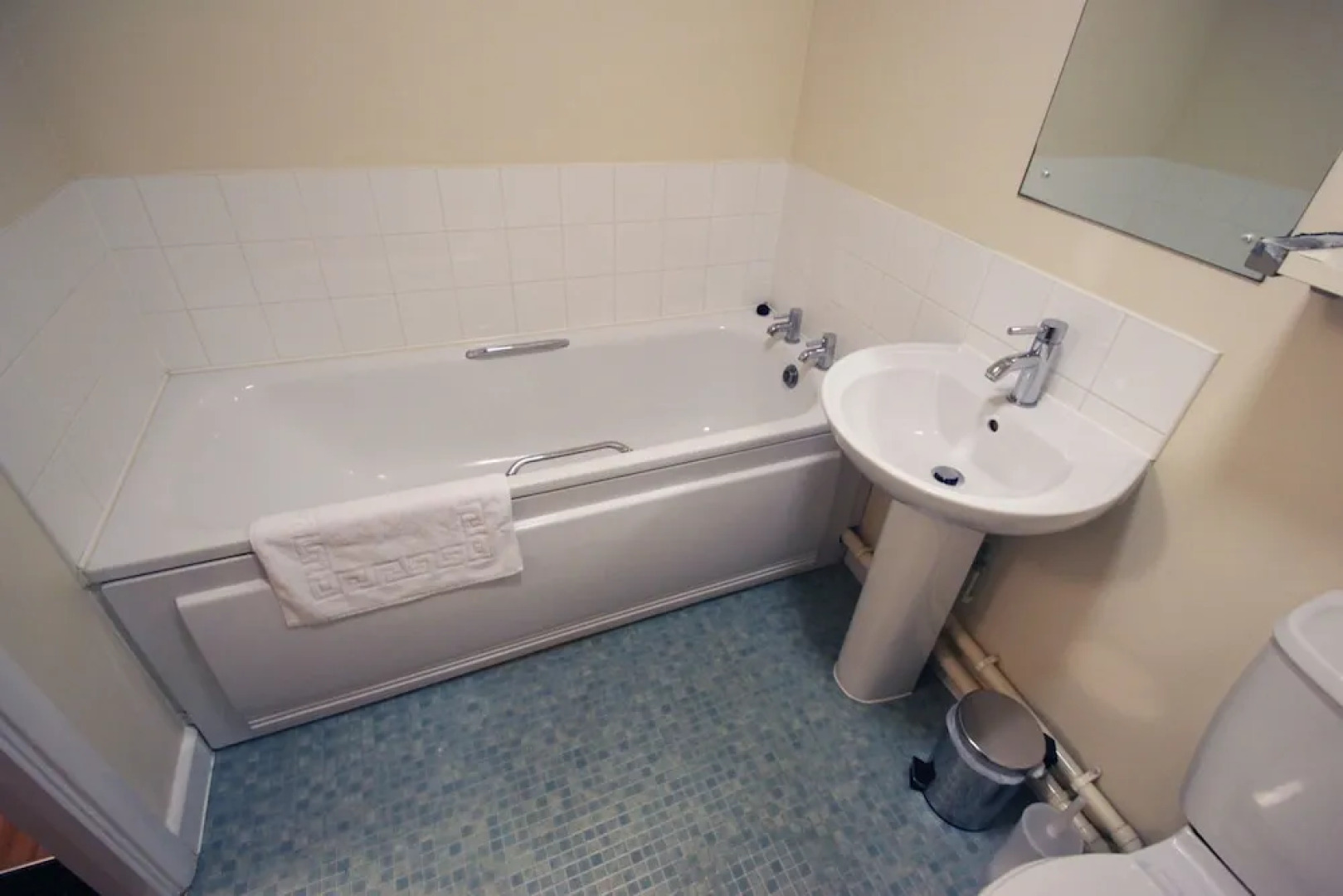 iStay - The Pinnacle