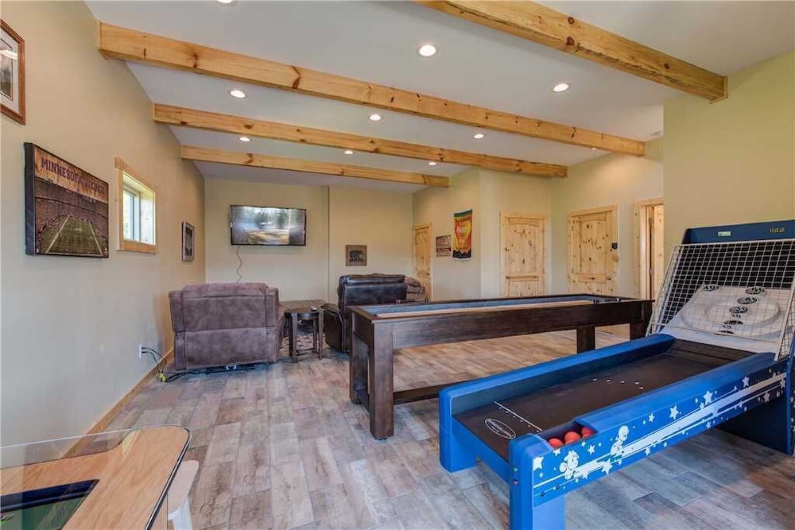 Hello Smokys - Two Bedroom Cabin