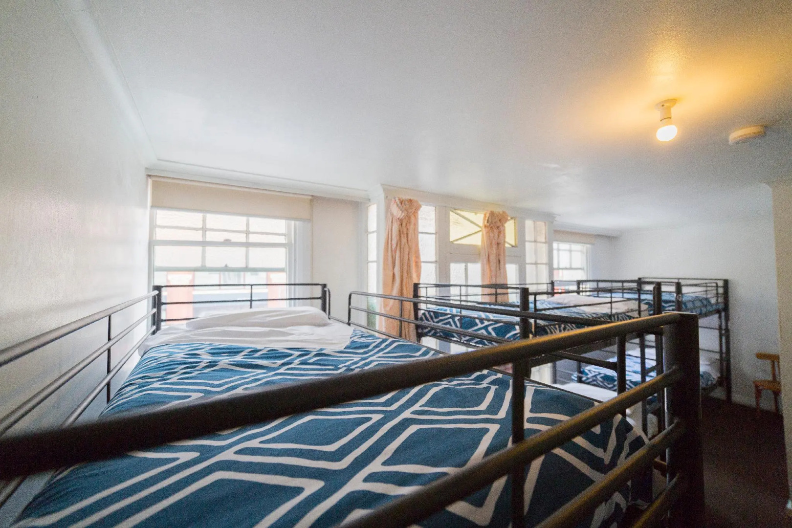 Tassie Backpackers @ The Brunswick Hotel