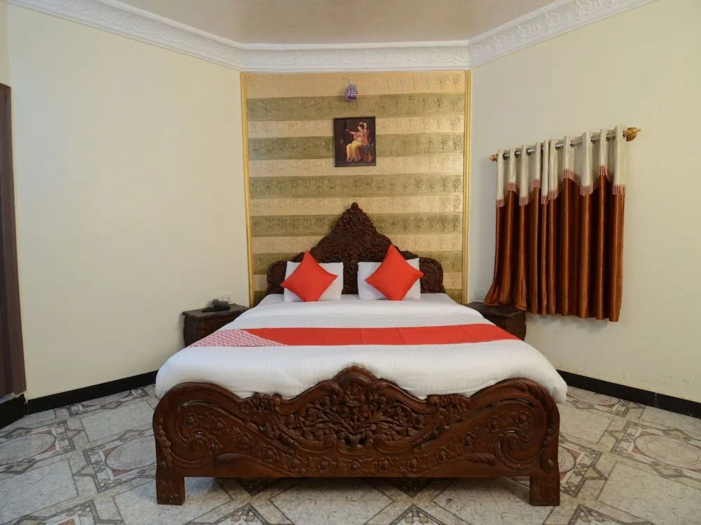 OYO 17368 Ranibagh Palace