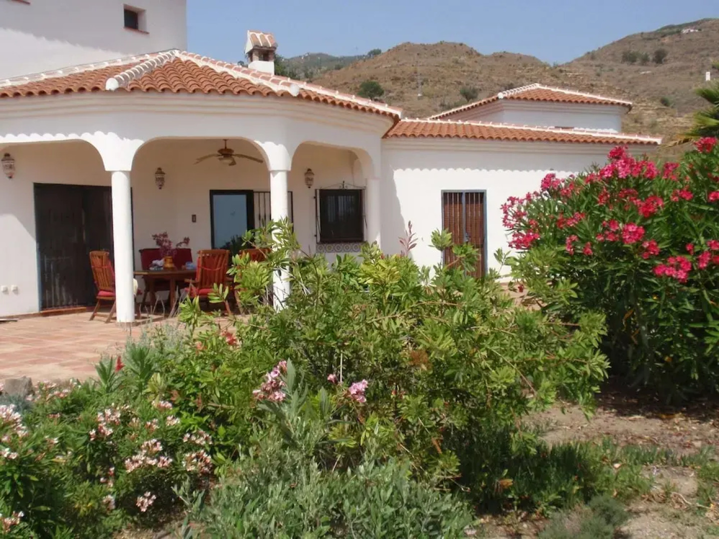 Comfortable Luxury Villa With Private Swimming Pool