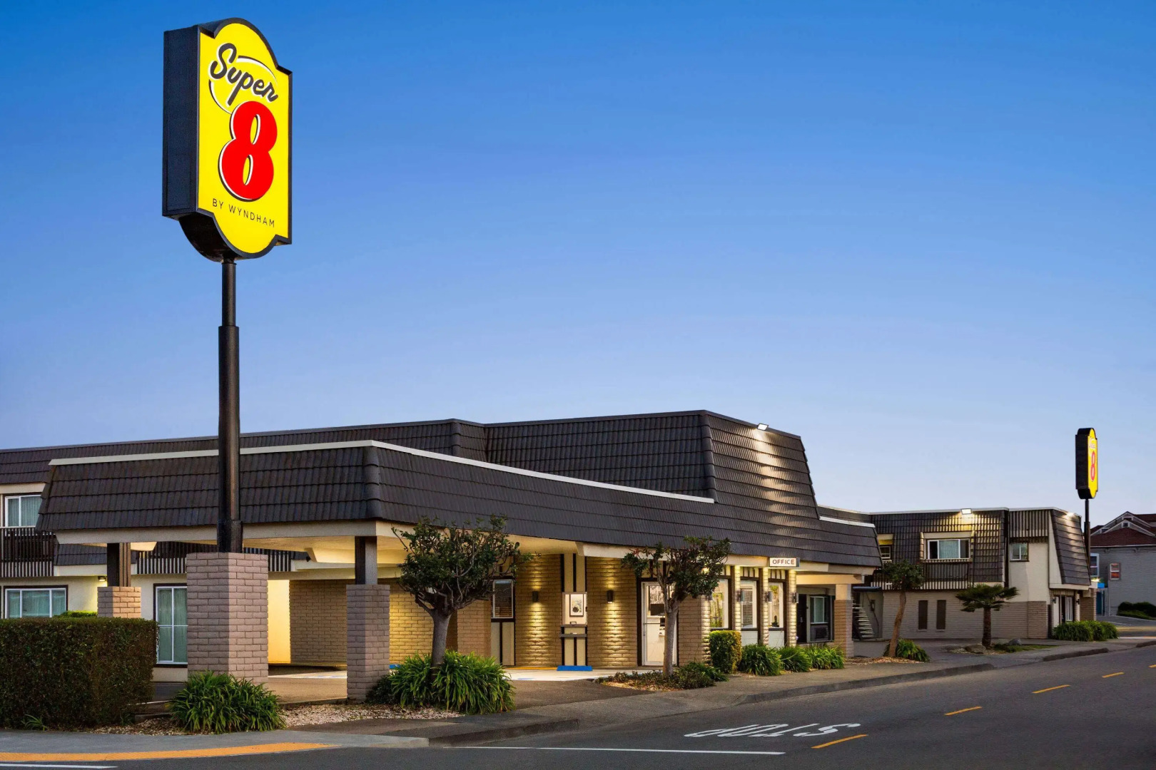Super 8 by Wyndham Eureka