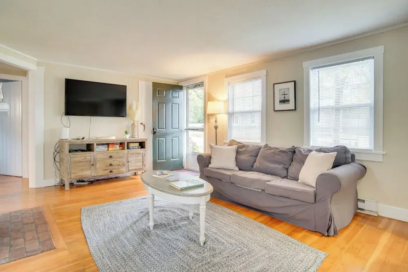 < 1 Mi to Beaches: Classic Cape Cod Cottage