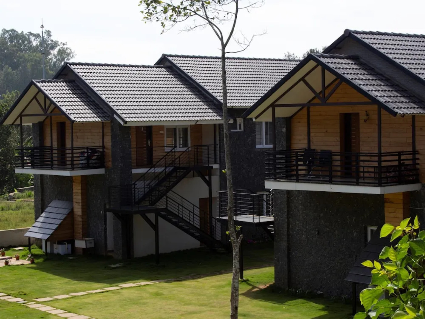 Livgrand - Yellow Lake Resorts & Spa, Yercaud - Myst