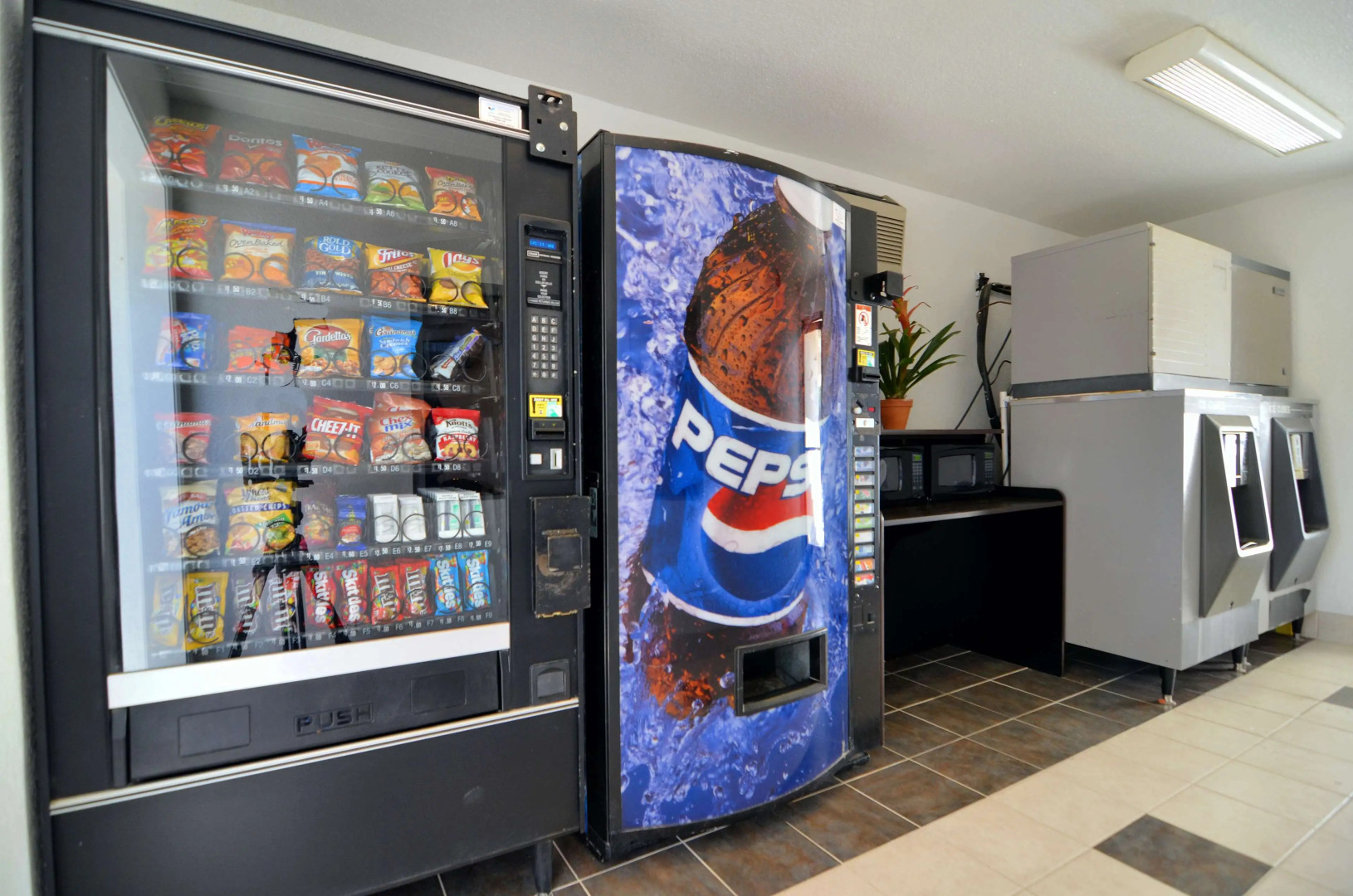 Motel 6 Palm Desert, CA - Palm Springs Area