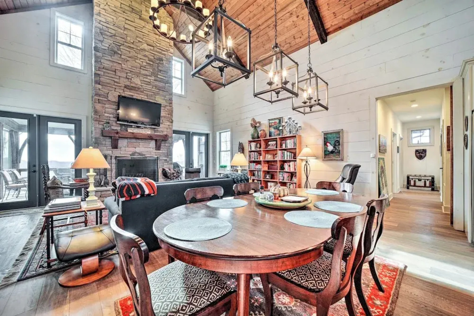 On 22 Acres: Cullowhee Craftsman Home w/ Mtn Views