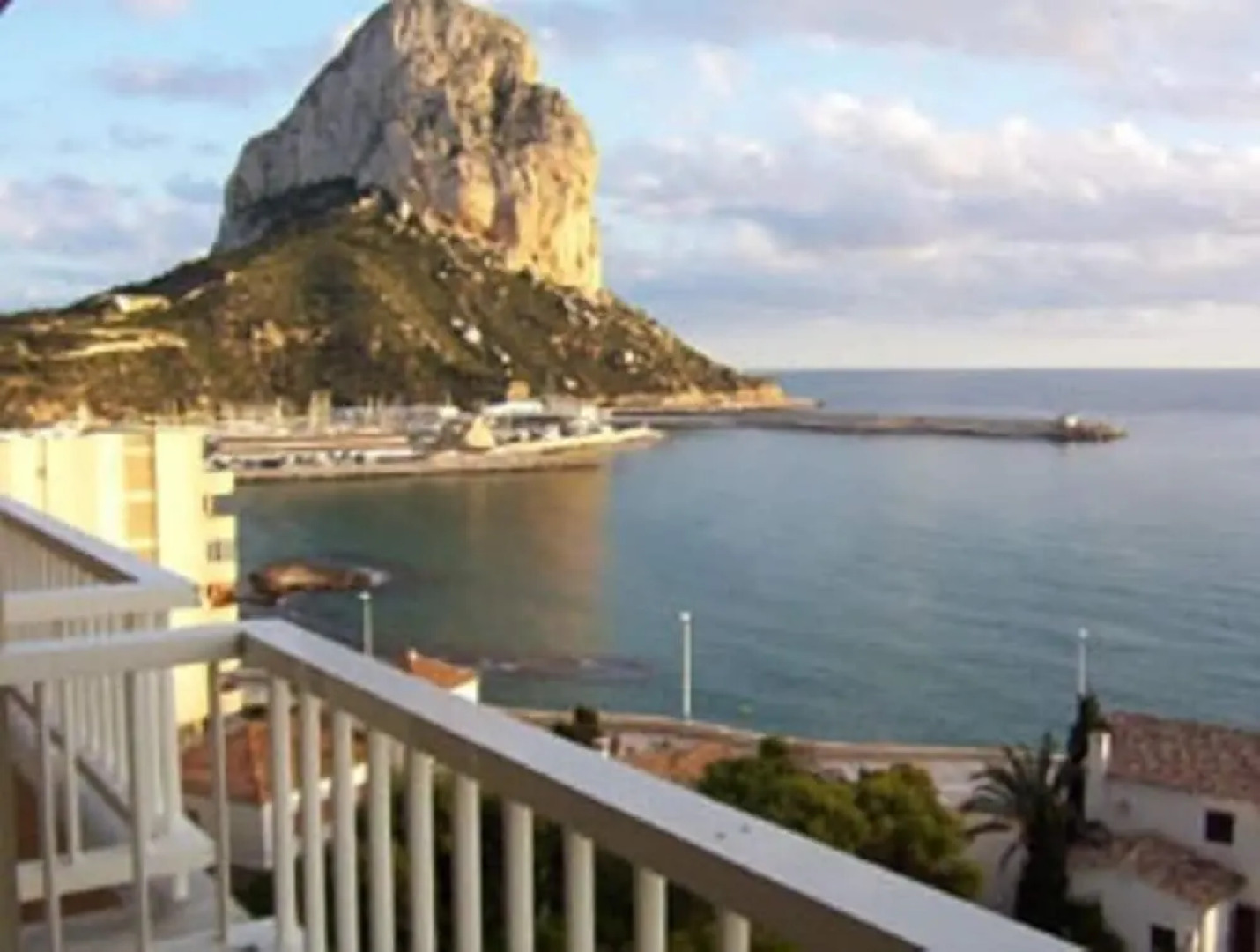 Apartamentos la Reina