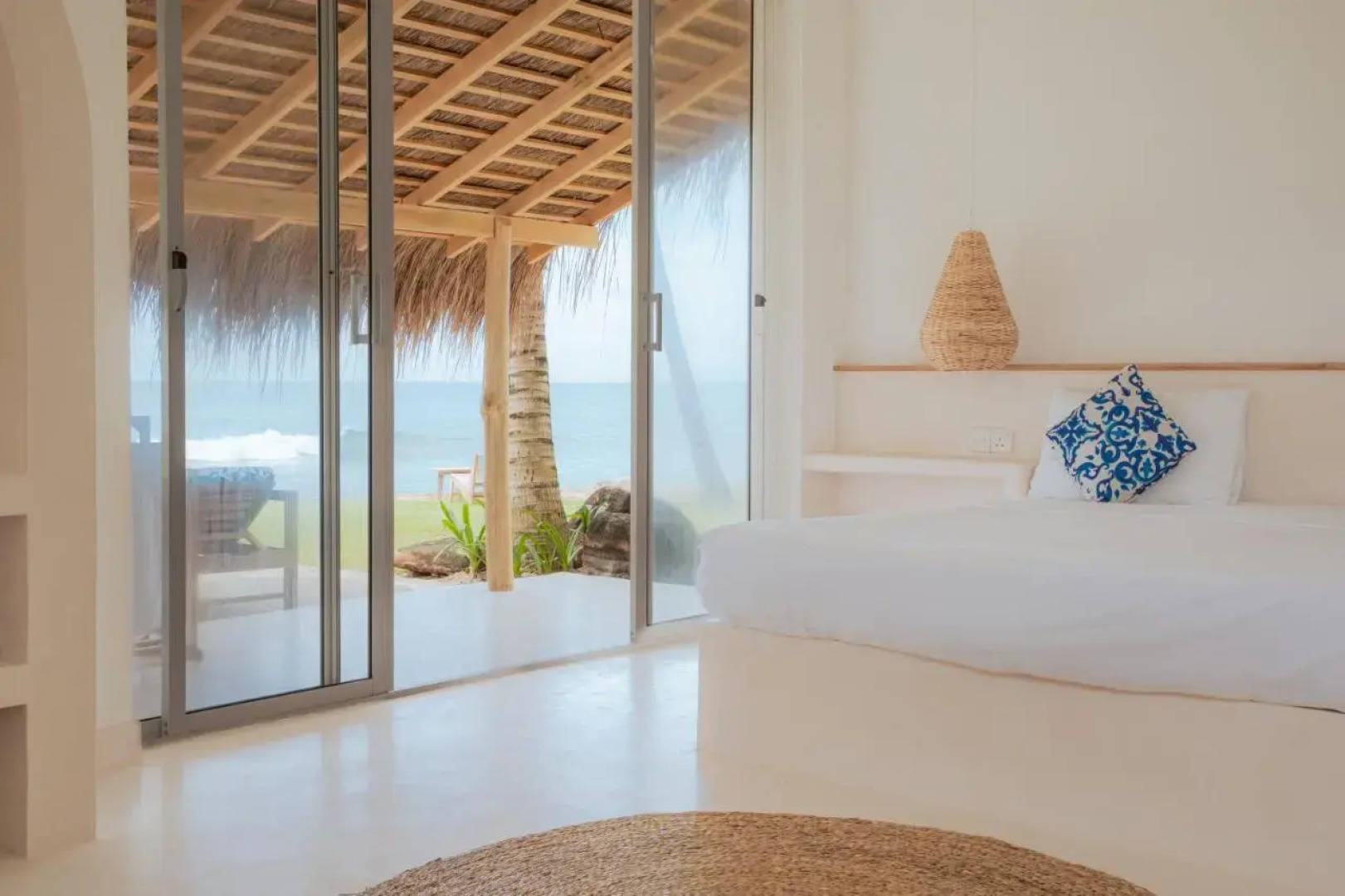 Nikara Galle Beach Villa & Apartments