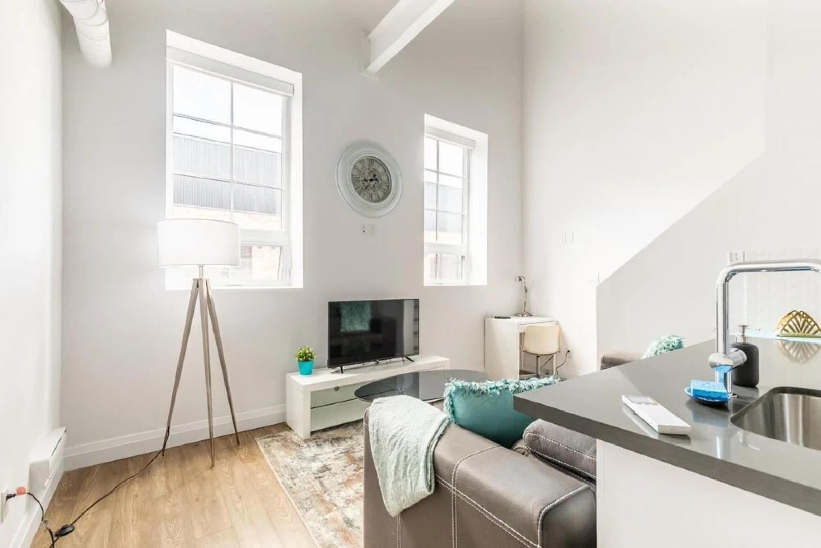 2 Storey Loft Gym Free Parking