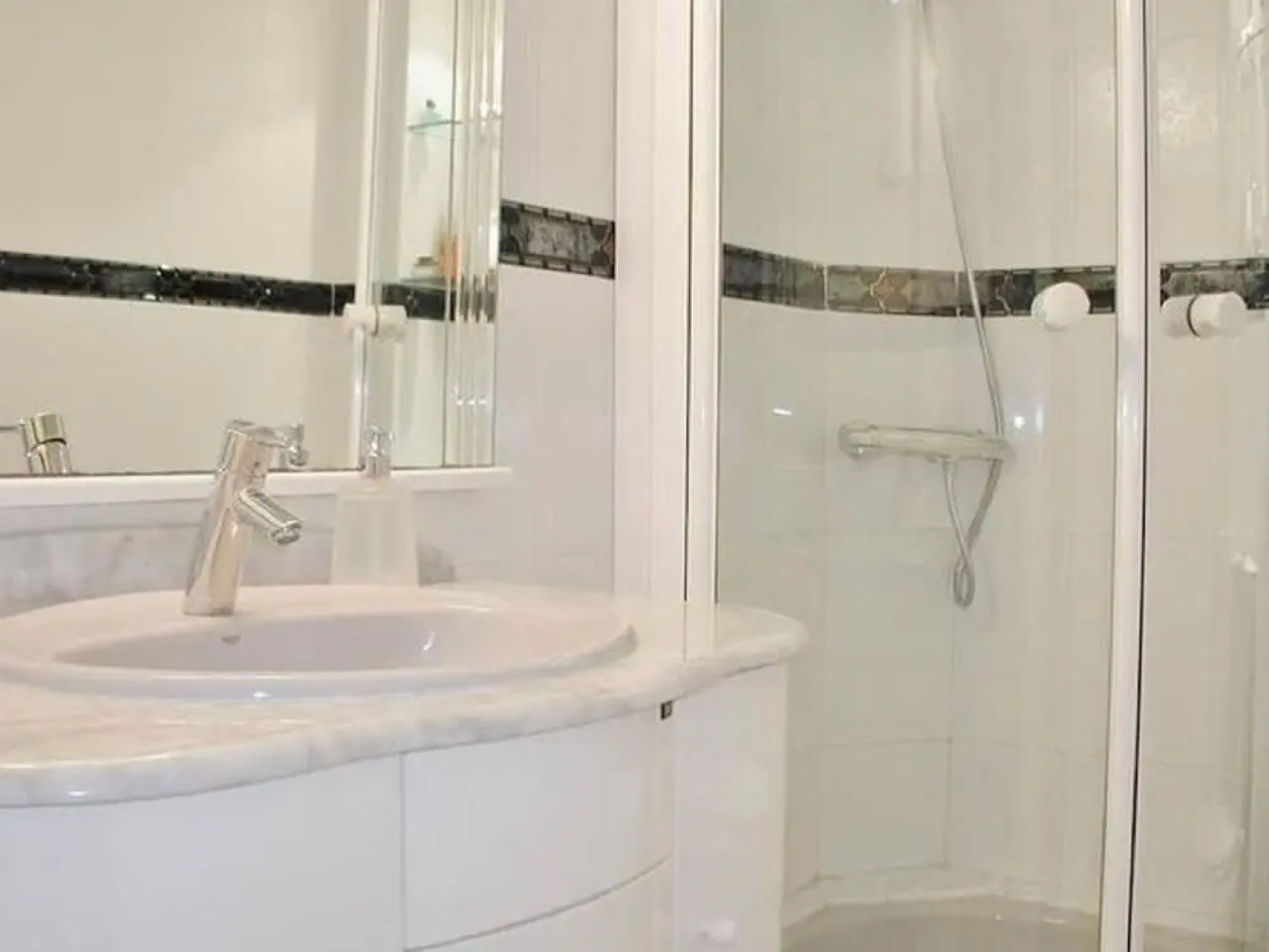 Cozy Apartment in Sant Vicenç de Montalt With Swimming Pool