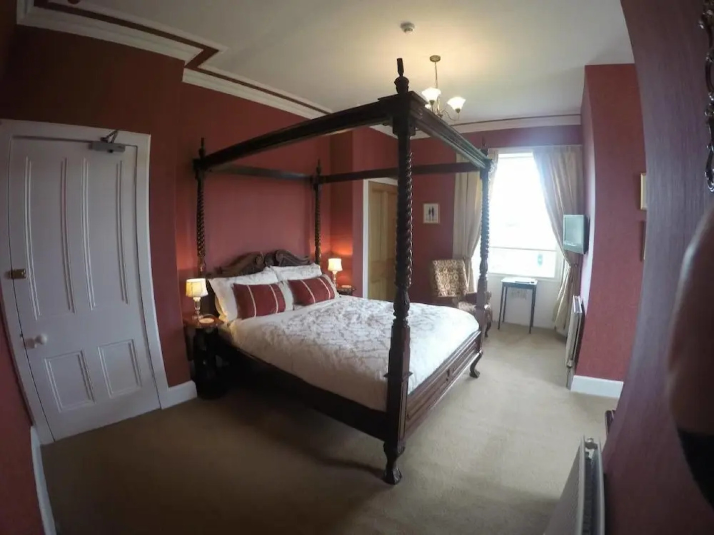 The Pines Guesthouse