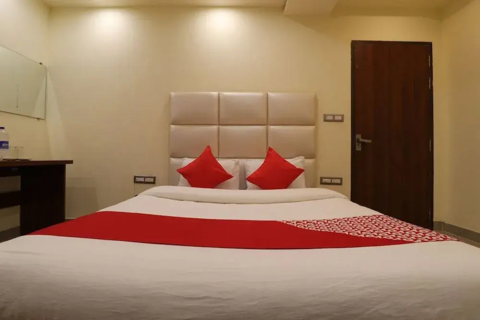 Oyo 47405 Comfort Inn