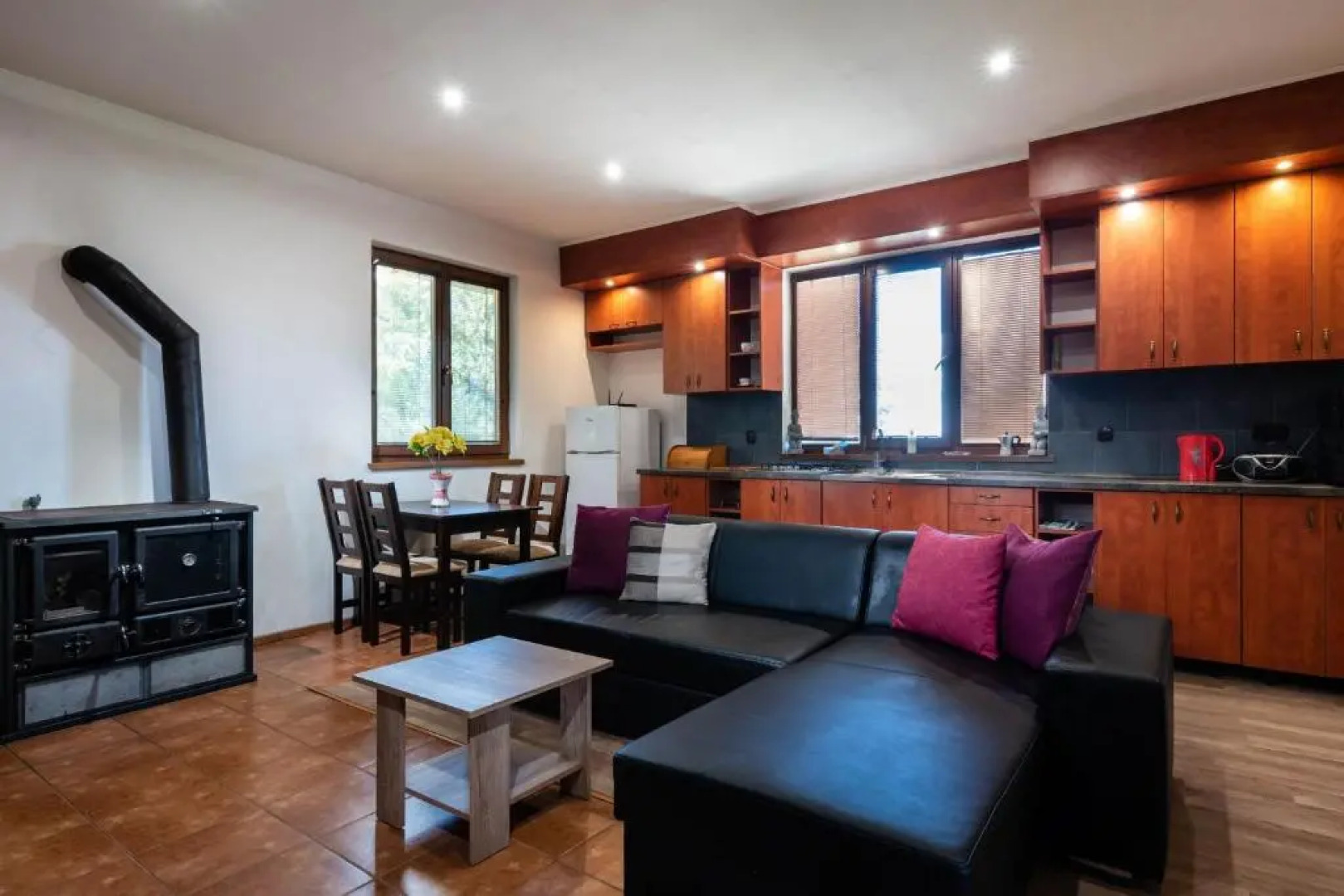 CHATY - woodyganovce sk