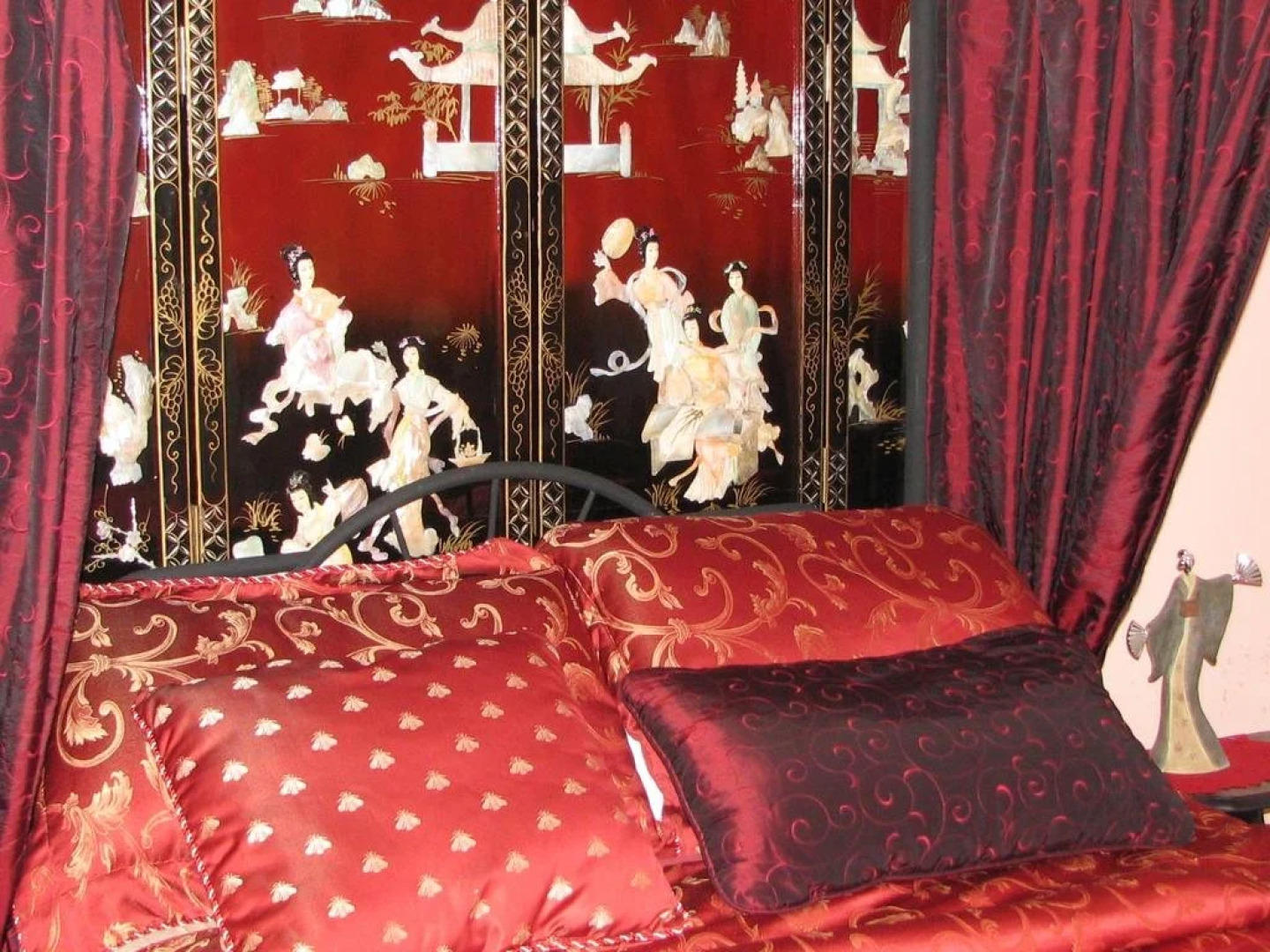 Hillview Haven Estate