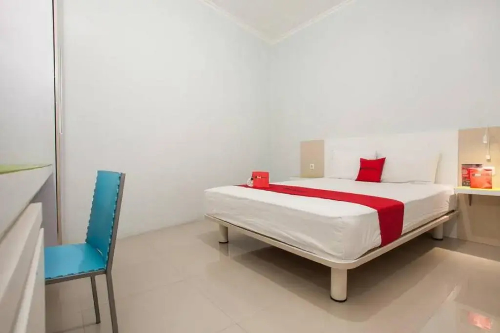 RedDoorz @ Kartohardjo Madiun