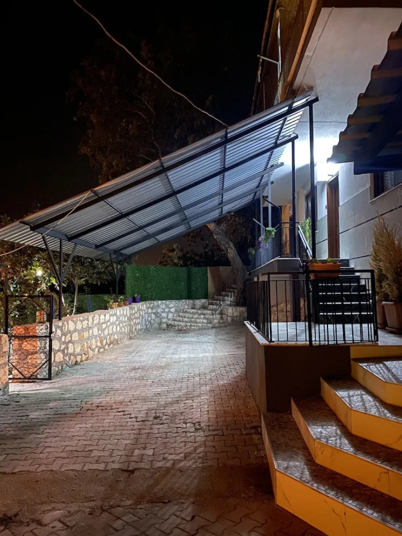 Artemis Deluxe Apart